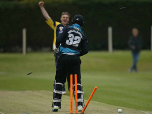 Supporting image for story: Report and pictures: Big night for Sam but Shropshire just fall short against Worcestershire