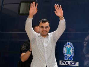 Supporting image for story: Greek judge dismisses case against Egyptians accused over migrant ship disaster