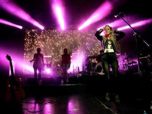 Supporting image for story: Starry-eyed Ellie dazzles local fans