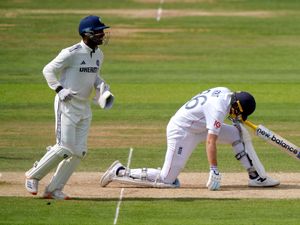 Supporting image for story: India seize control at Lord’s as England stumble to 175 for six at tea