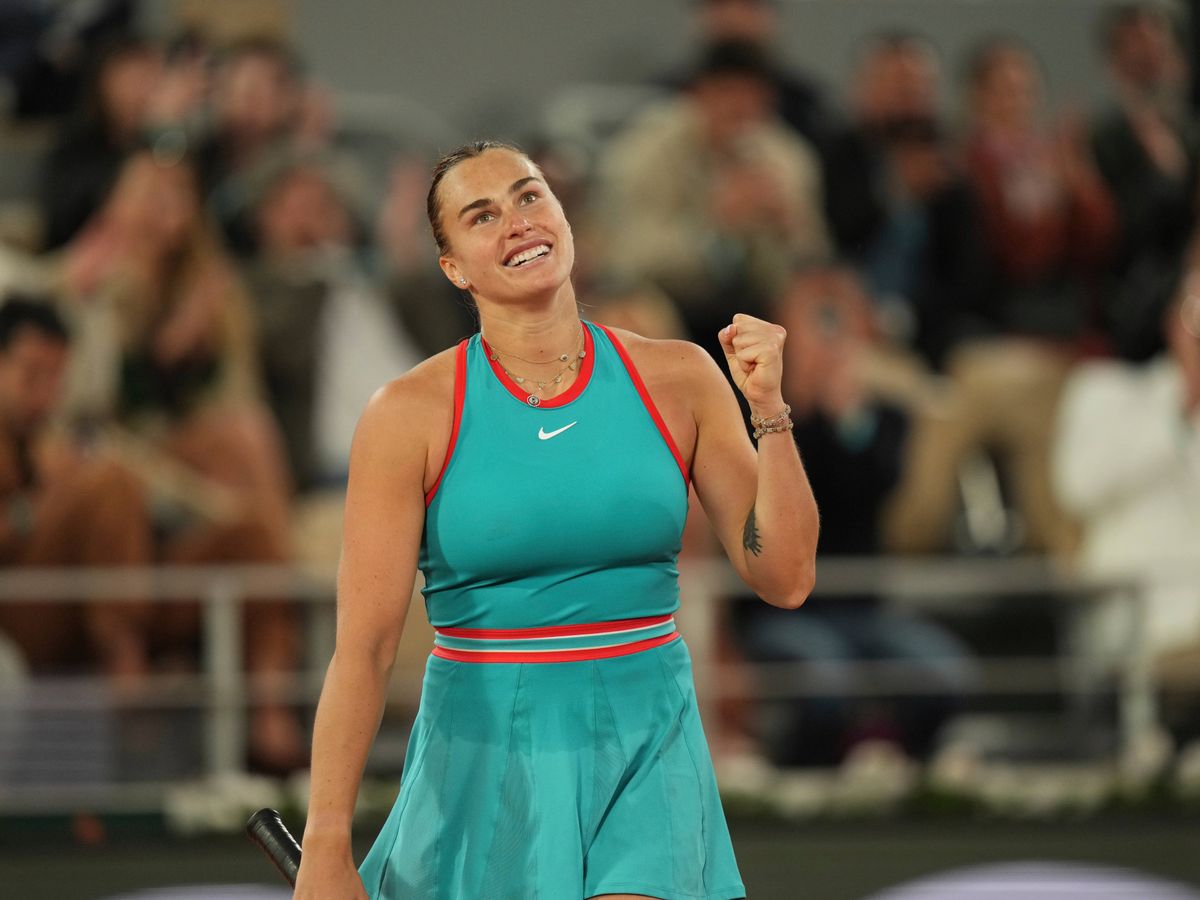 Aryna Sabalenka ends Iga Swiatek’s French Open reign in semi-final rollercoaster