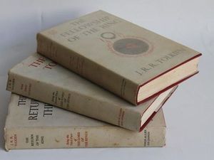 Supporting image for story: Lord of the Rings books beats auction estimate