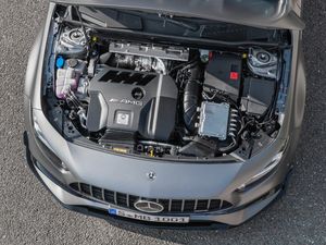 Supporting image for story: What does engine size mean and should it influence my purchase?