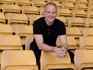Supporting image for story: Steve Bull: Adama Traore is super quick