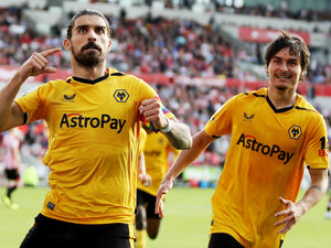 Supporting image for story: Hugo Bueno amazed by Wolves skipper Ruben Neves