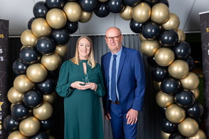 Nurse Sarah Mapp with SU trustee Derek Kitchen who presented her award. Photo: Carol Bailey