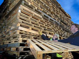 Supporting image for story: Donnington bonfire to go off with a bang