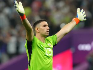 Supporting image for story: Us against the world – Emiliano Martinez hails Argentina’s ‘fighters’