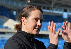 2006 Heptathlon gold medallist Kelly Sotherton said it meant a lot to be at the stadium and celebrating the Commonwealth