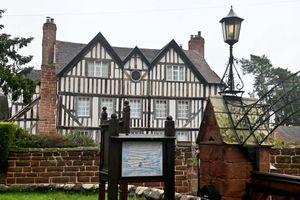 Interesting housing in Worfield