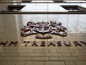 Supporting image for story: UK public debt increases to highest since 1961