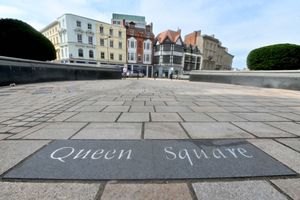 WOLVERHAMPTON COPYRIGHT NATIONAL WORLD STEVE LEATH 19/06/25Queen Square Fountains, Wolves, broken. Opie Grimes 4 pictured on some.