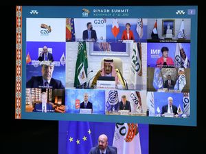 Supporting image for story: G20 summit ends with pledge to provide Covid-19 vaccines for all