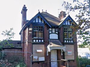 Supporting image for story: 'Tidy up historic property': Dudley Council says it is taking action over decaying building amid concerns from Stourbridge MP