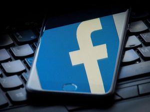 Supporting image for story: Facebook bans sharing of 3D-printed gun files