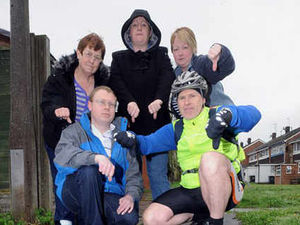 Supporting image for story: Deliveries suspended as posties in row over pavements