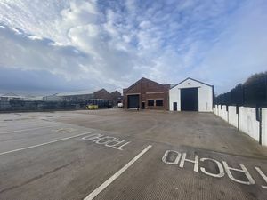 Supporting image for story: Photo booth specialists snap up warehouse