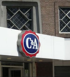 C&A was a European retailer known for uniforms and high street fashion. It was located on Corporation Street. (Photo - Erik1980/ GNU Free Documentation License) | Erik1980/ GNU Free Documentation License