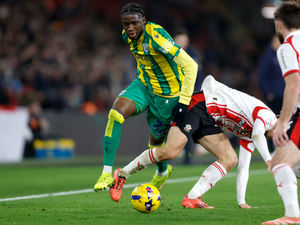 Supporting image for story: 'It can't go on like this': Lewis Cox and Jonny Drury analysis after West Brom's defeat at Southampton.