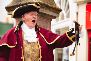 The professional – Bridgnorth town crier John James shows Mark and Phil how it should be done