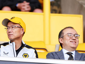 Supporting image for story: Wolves' cautious approach justified after Everton points deduction