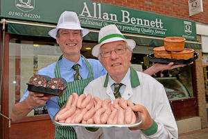 In 2018 father and son team Steven and Allan Bennett.