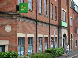 Supporting image for story: West Midlands unemployment rate climbs to 5.7 per cent as UK hits highest jobless level since Covid