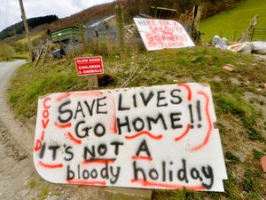 Supporting image for story: English urged to ‘check the rules’ as 1,000 cars turned away from Welsh village