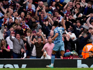 Supporting image for story: Ollie Watkins gives Unai Emery team meeting insight ahead of Aston Villa's win over Arsenal