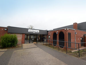 Supporting image for story: Sixth form closes to 250 students after teacher tests positive for Covid-19