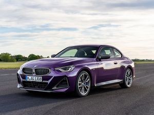 Supporting image for story: BMW reveals striking new 2 Series coupe with up to 369bhp