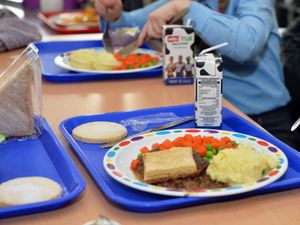 Supporting image for story: More than free school meals U-turn needed to curb child poverty, campaigners say