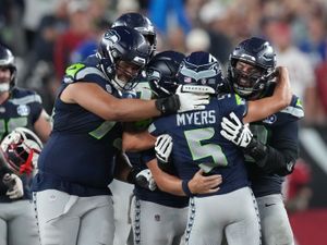Supporting image for story: Arizona Cardinals lose to late field goal again as Jason Myers gives Seattle win