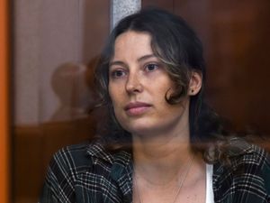 Supporting image for story: US-Russian dual national jailed over Ukraine donation released in prisoner swap