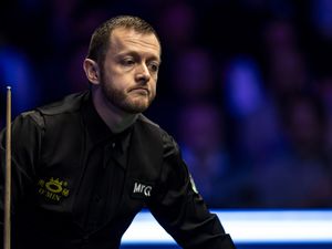 Supporting image for story: Mark Allen makes 147 maximum after calling for table to be ‘burned’