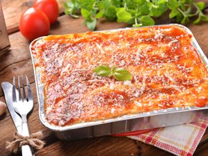 Supporting image for story: Nearly all ‘dine in’ dinner deals exceed government calorie guidance – study
