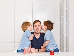 Supporting image for story: How to keep the kids entertained with simple science: 4 easy projects from TheDadLab