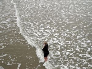 Supporting image for story: Easter warning as high temperatures expected to give way to gales and snow