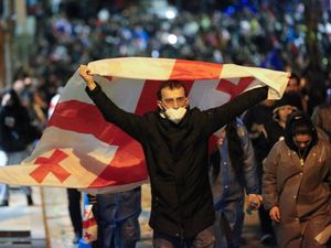 Supporting image for story: Thousands protest in Georgia against ‘Russia-style’ law on foreign influence