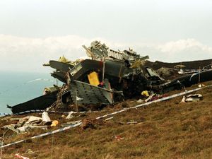 Supporting image for story: Families of Chinook crash victims demand full release of sealed documents