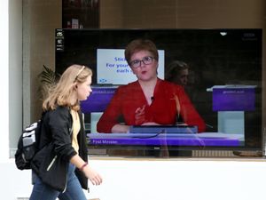 Supporting image for story: Sturgeon to announce five-tier plan of coronavirus measures for Scotland