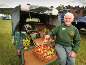 Supporting image for story: Dozens head to Kidderminster Horticultural Society event - with pictures