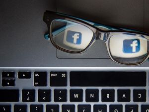 Supporting image for story: Facebook’s Related Articles feature is getting an update to fight fake news