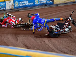 Supporting image for story: Wolves eager to avoid a slip-up