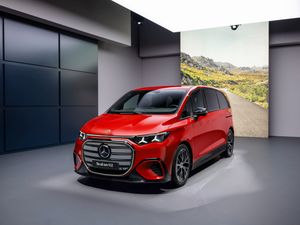 Supporting image for story: Mercedes reveals VLE luxury electric minivan