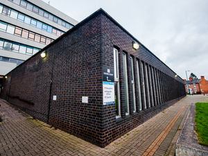 Supporting image for story: Man admits supplying crack cocaine and heroin in Telford