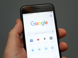 Supporting image for story: Apple and Google ‘should face investigation over mobile browser duopoly’