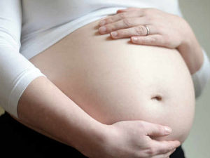 Supporting image for story: New birth figures to mothers born overseas revealed 