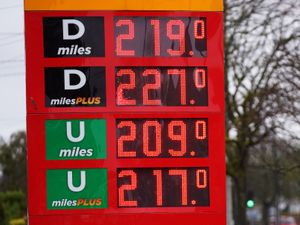 Supporting image for story: Irish Government to cut excise duty on petrol and diesel amid high energy prices
