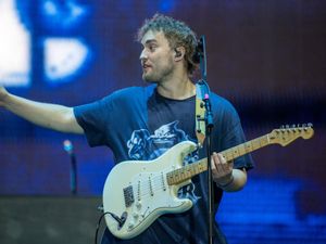 Supporting image for story: Sam Fender’s tour raised £100,000 to boost grassroots music venues